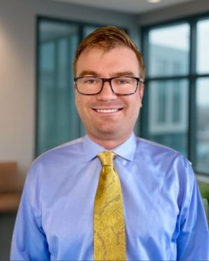 Dr. Gregory Bobak is a general dentist at North Pier Dental Associates